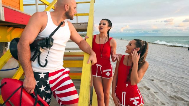 Brazzers – Horny Lifeguards Share A Cock